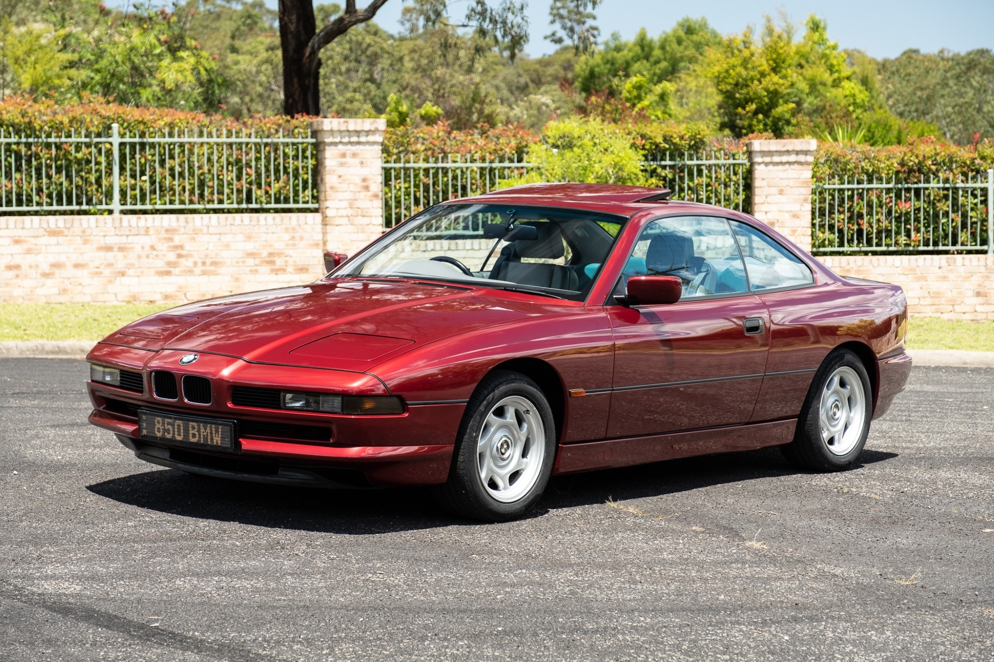 BMW 850i - today's exotic tempter