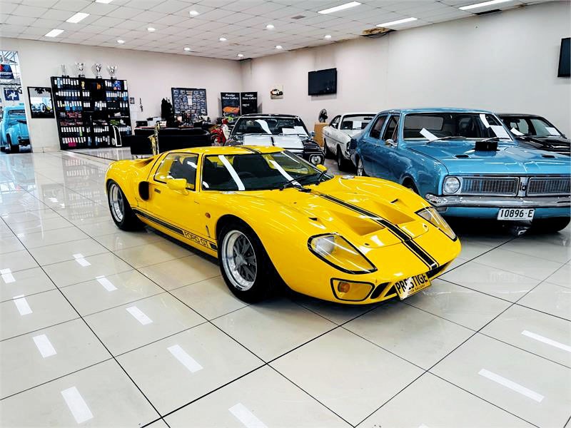2002 Ford GT40 replica - today's tempter