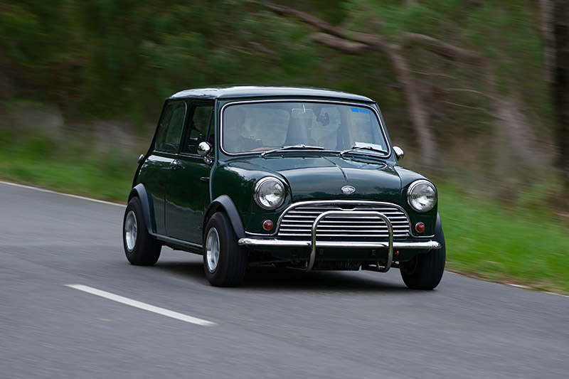 Twin-Engined 1970 Mini - Reader Resto